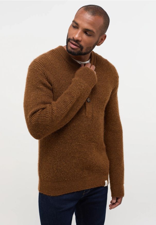 Męski Sweter Mustang Style Emil C Henley Rubber 1014118 3161. Typ kołnierza: typu henley