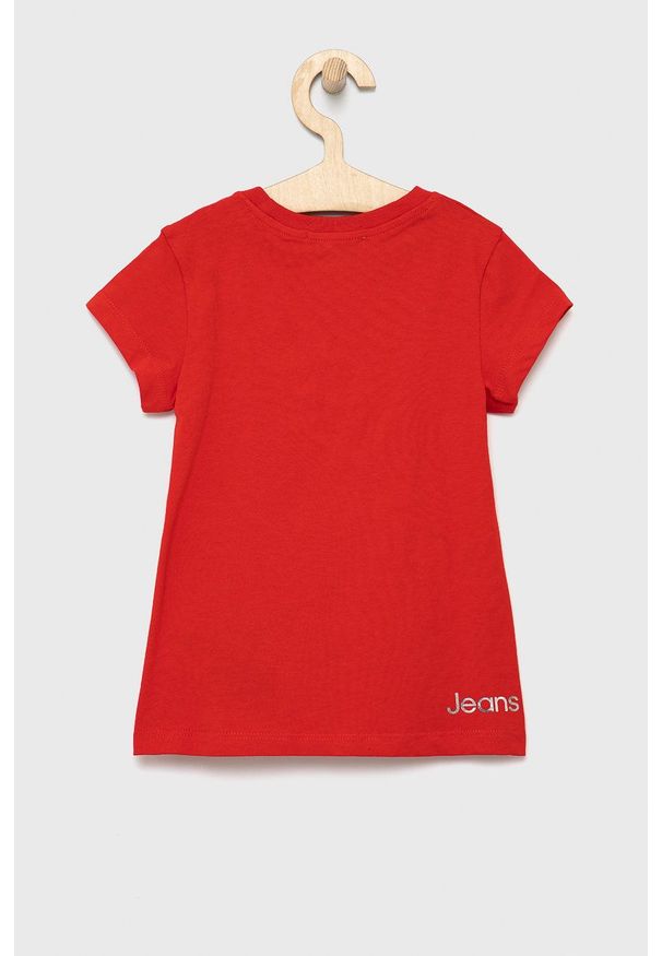 Calvin Klein Jeans t-shirt bawełniany dziecięcy kolor czerwony. Okazja: na co dzień. Kolor: czerwony. Materiał: bawełna. Długość rękawa: krótki rękaw. Długość: krótkie. Wzór: nadruk. Styl: casual