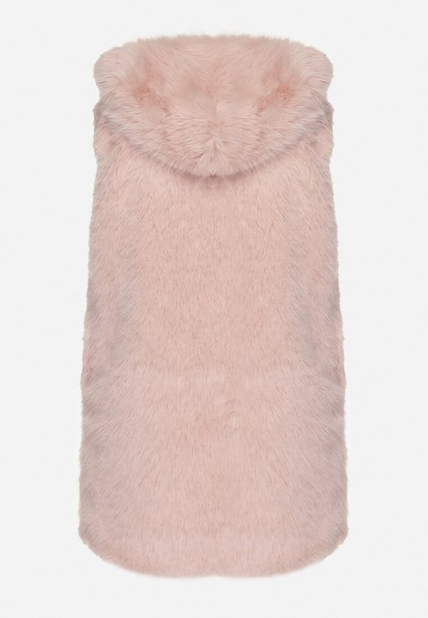 Born2be - Różowa Futerkowa Kamizelka z Kapturem o Prostym Kroju Sinthira. Okazja: na co dzień. Typ kołnierza: kaptur. Kolor: różowy. Materiał: jeans. Styl: elegancki, casual