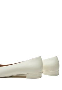 Stuart Weitzman Czółenka Sleek Bow Flat SG888 Écru. Materiał: skóra #2