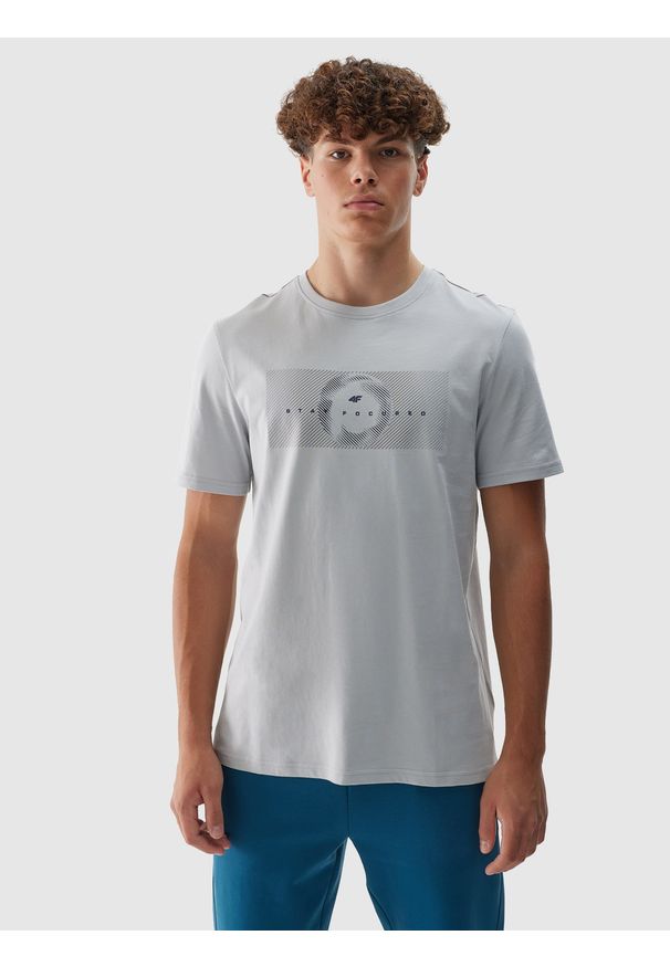 4f - 4F T-shirt regular z nadrukiem męski - szary XXL. Okazja: na co dzień. Kolor: szary. Materiał: bawełna, jersey, dzianina. Długość rękawa: krótki rękaw. Długość: krótkie. Wzór: nadruk. Styl: sportowy, casual, klasyczny