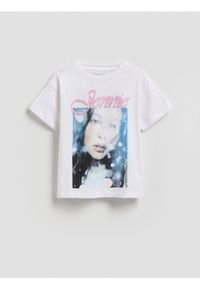 Reserved - T-shirt Blackpink Jennie - złamana biel. Materiał: bawełna #1