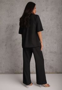 Renee - Czarny Komplet Garniturowy Marynarka z Krótkim Rękawem i Spodnie Wide Leg Coramara. Kolor: czarny. Wzór: aplikacja #4