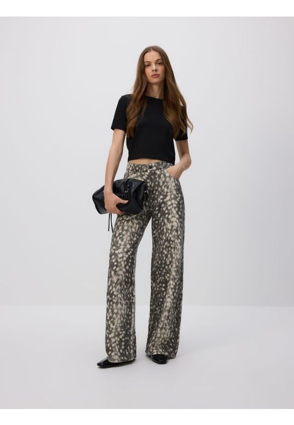 Reserved - Jeansy baggy fit - wielobarwny