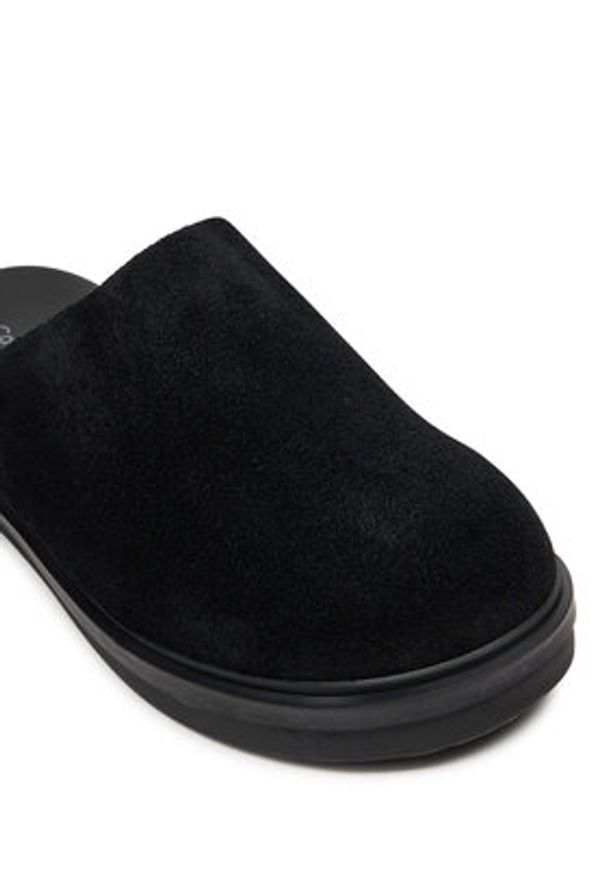 Calvin Klein Jeans Kapcie Home Clog Su YM0YM01182 Czarny. Kolor: czarny. Materiał: zamsz, skóra