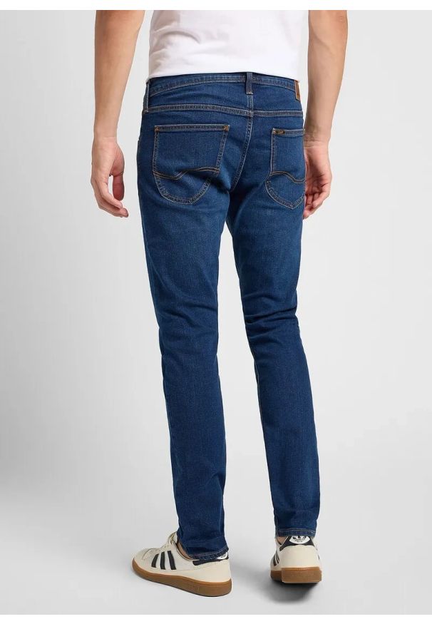 Lee - LEE MĘSKIE SPODNIE JEANSOWE LUKE DARK HUNT 112360200 L719007150