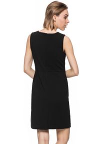 Tom Tailor - DAMSKA SUKIENKA TOM TAILOR ETUI DRESS WITH LEATHER PATCH. Materiał: skóra ekologiczna. Typ sukienki: proste. Styl: klasyczny #5