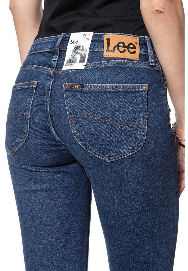 Lee - SPODNIE DAMSKIE LEE SCARLETT TRASHED LUIS L526DTCX 112111577