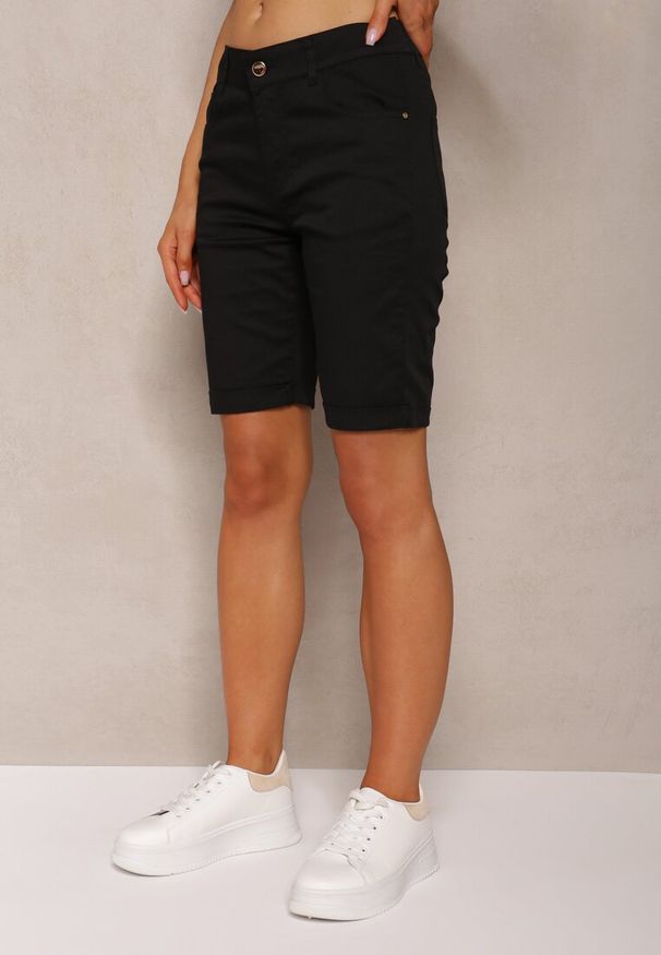 Renee - Czarne Bermudy Szorty High Waist z Bawełny Vimaly. Stan: podwyższony. Kolor: czarny. Materiał: bawełna. Sezon: lato. Styl: elegancki