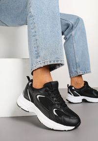 Renee - Czarne Sneakersy na Grubej Podeszwie z Cholewką z Siateczką Zollexia. Okazja: na co dzień. Zapięcie: sznurówki. Kolor: czarny. Materiał: jeans. Szerokość cholewki: normalna. Sezon: lato, wiosna