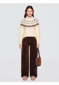 Big-Star - Sweter damski z skandynawskim wzorem kremowy Skandia 102. Okazja: na co dzień. Kolor: kremowy. Materiał: dzianina. Wzór: ze splotem. Styl: casual, elegancki, wizytowy
