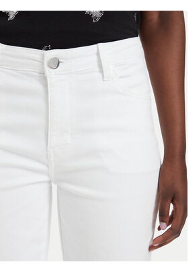 Guess Jeansy W6GA15 D0705 Biały Straight Fit. Kolor: biały