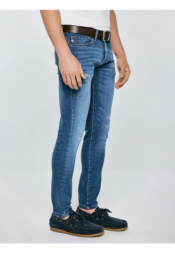 Big-Star - Jeansy męskie skinny z przetarciami niebieskie Deric 368. Stan: obniżony. Kolor: niebieski. Styl: elegancki