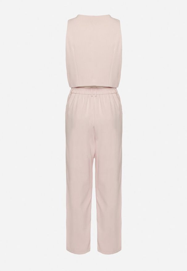 Born2be - Różowy Komplet Kamizelka z Ozdobnymi Cyrkoniami i Garniturowe Spodnie Divistra. Kolor: różowy