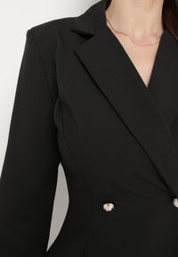 Born2be - Czarna Rozkloszowana Sukienka Mini z Kopertową Górą i Plisami na Dole Lontasa. Kolor: czarny. Typ sukienki: kopertowe. Styl: elegancki. Długość: mini #3