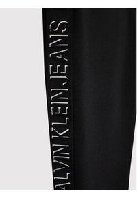Calvin Klein Jeans Spodnie dresowe Shadow Logo IB0IB01010 Czarny Regular Fit. Kolor: czarny. Materiał: syntetyk #2