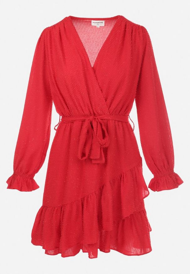 Born2be - Czerwona Sukienka Pronynome. Kolor: czerwony. Materiał: guma, tkanina. Wzór: aplikacja. Typ sukienki: kopertowe. Długość: mini