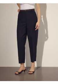 Reserved - Lniane spodnie z paskiem - czarny. Kolor: czarny. Materiał: len #1