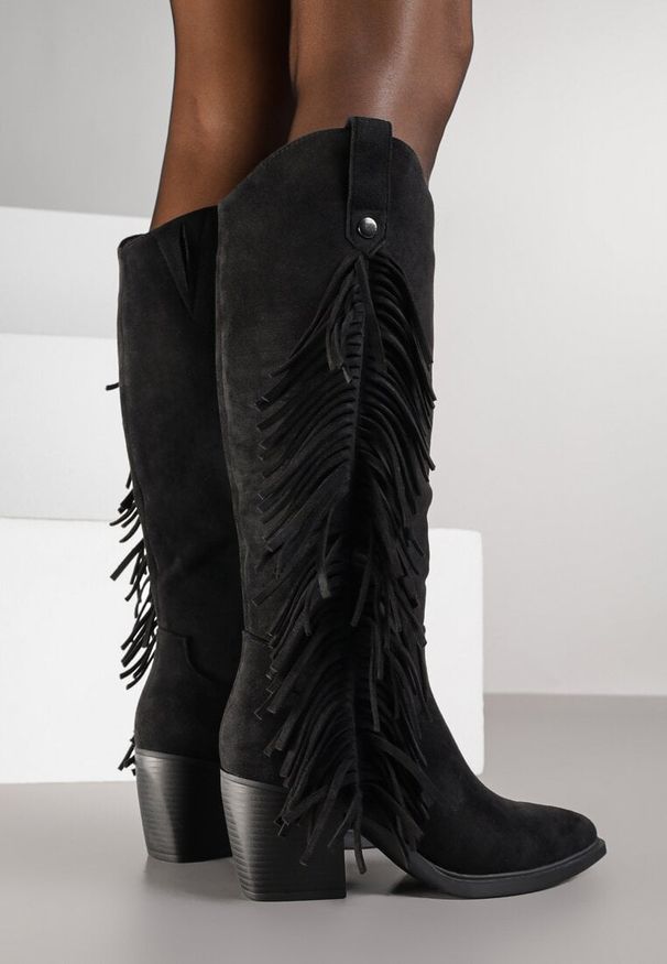 Renee - Czarne Kozaki Kowbojki na Stożku Zdobione Frędzlami Nucca. Kolor: czarny. Materiał: zamsz. Wzór: aplikacja. Obcas: na stożku. Styl: boho. Wysokość obcasa: średni
