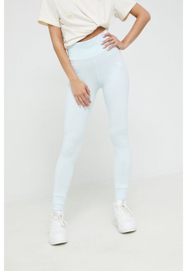 adidas Originals legginsy damskie gładkie HM1819-ALMBLU. Stan: podwyższony. Kolor: niebieski. Materiał: bawełna, dzianina. Wzór: gładki