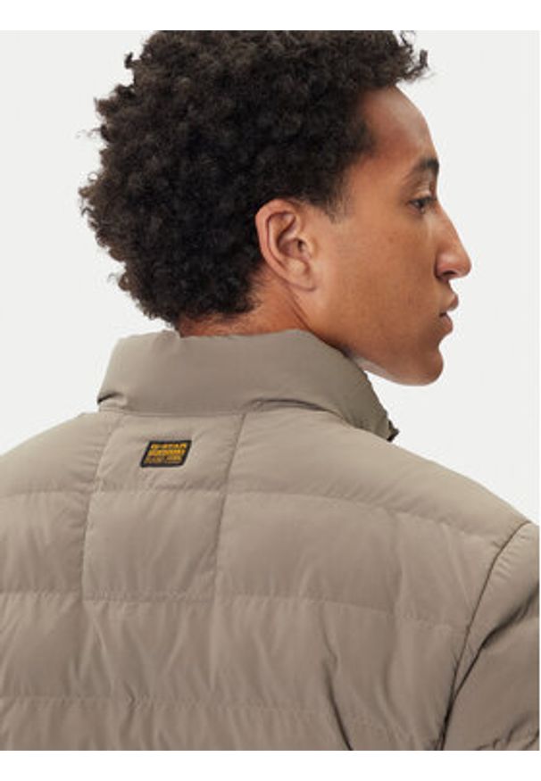 G-Star RAW - G-Star Raw Kurtka zimowa Foundation D24276-D518 Zielony Regular Fit. Kolor: zielony. Materiał: syntetyk. Sezon: zima