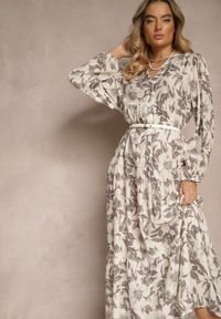 Renee - Szara Rozkloszowana Sukienka z Bawełny w Kwiatowy Wzór Efalora. Okazja: na co dzień, na randkę. Typ kołnierza: dekolt w serek. Kolor: szary. Materiał: bawełna. Wzór: kwiaty. Styl: elegancki, casual #4