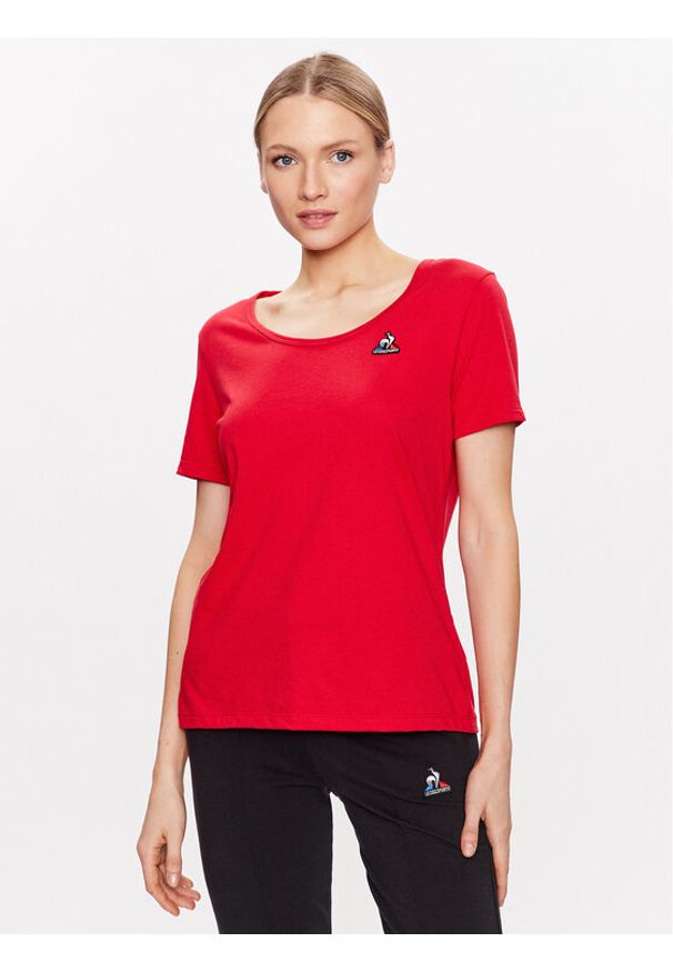 Le Coq Sportif T-Shirt 2310425 Różowy Regular Fit. Kolor: różowy. Materiał: bawełna