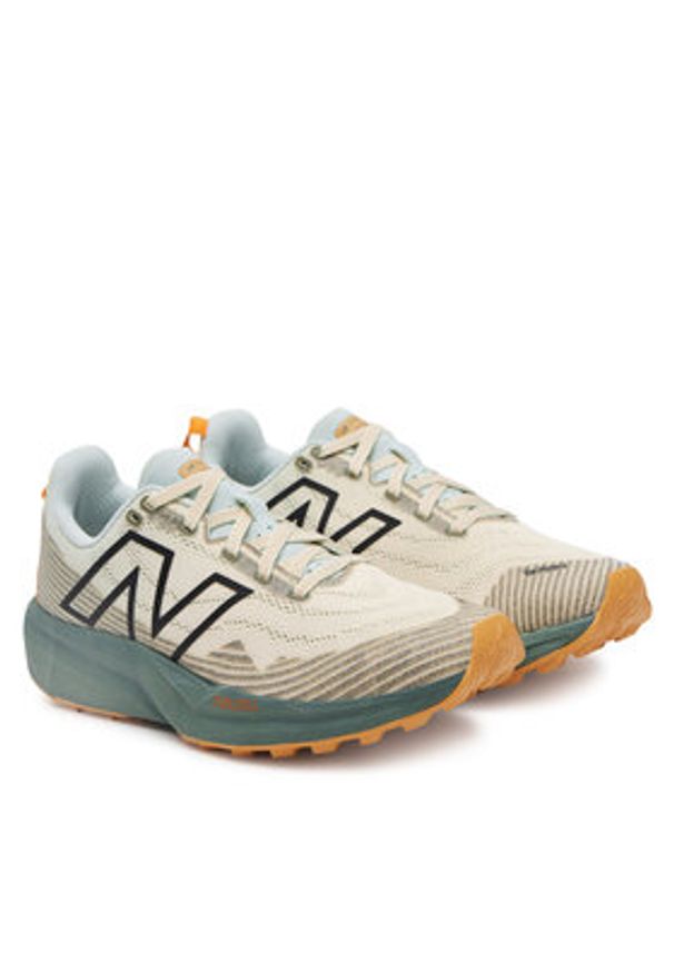 New Balance Buty do biegania FuelCell Venym WTVNYMD1 Beżowy. Kolor: beżowy. Materiał: materiał