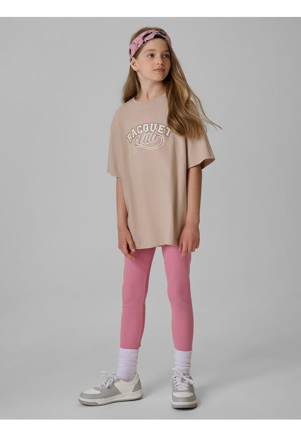 4f - 4F T-shirt oversize z nadrukiem dziewczęcy - beżowy 122/128 (6-8 lat). Okazja: na co dzień. Kolor: beżowy. Materiał: bawełna, dzianina. Wzór: nadruk. Sezon: lato. Styl: casual