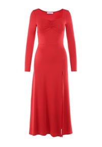 Born2be - Czerwona Sukienka Hippeira. Kolor: czerwony. Materiał: dzianina, lakier. Długość rękawa: długi rękaw. Typ sukienki: rozkloszowane, dopasowane. Długość: maxi #5