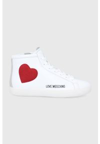 Love Moschino trampki skórzane damskie kolor biały. Nosek buta: okrągły. Kolor: biały. Materiał: skóra