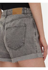 Vero Moda Szorty jeansowe Zuri 10279493 Szary Regular Fit. Kolor: szary. Materiał: bawełna #4
