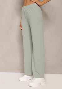 Renee - Zielone Szerokie Spodnie z Delikatnie Prążkowanego Materiału Kasaida. Kolor: zielony. Materiał: materiał, prążkowany. Sezon: lato #4
