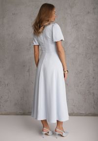 Renee - Niebieska Rozkloszowana Sukienka Koktajlowa VICES na Krótki Rękaw Nessesha. Okazja: na randkę, na wesele, na ślub cywilny. Kolor: niebieski. Długość rękawa: krótki rękaw. Styl: wizytowy. Długość: mini #7