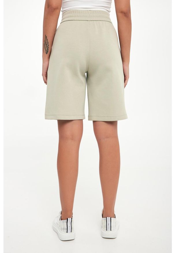 Armani Exchange - Szorty damskie dresowe bermudy ARMANI EXCHANG. Materiał: dresówka