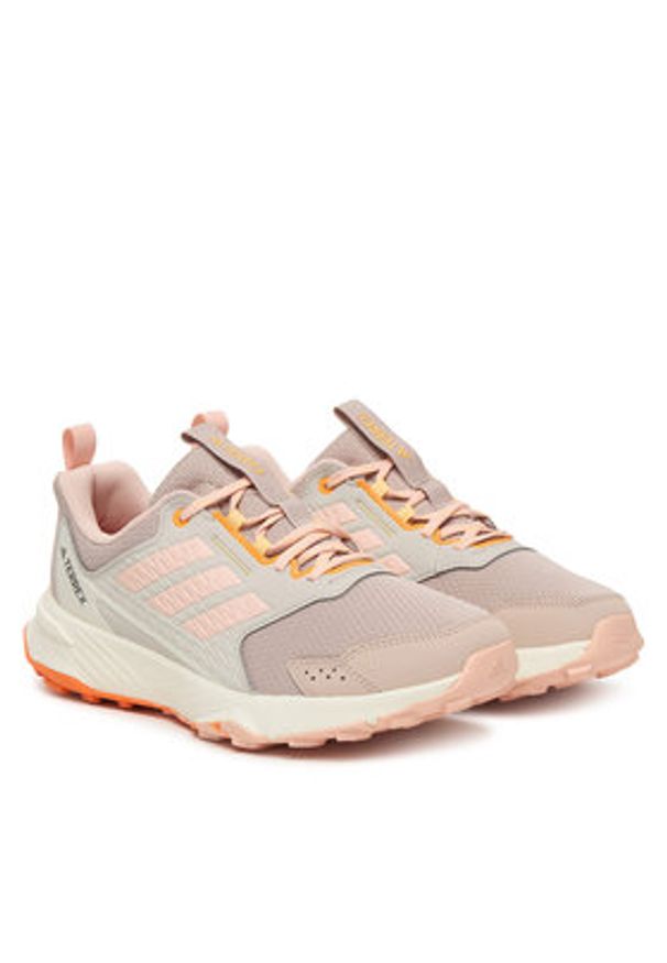 Adidas - adidas Trekkingi Terrex Tracefinder 2 JR9141 Różowy. Kolor: różowy. Materiał: materiał