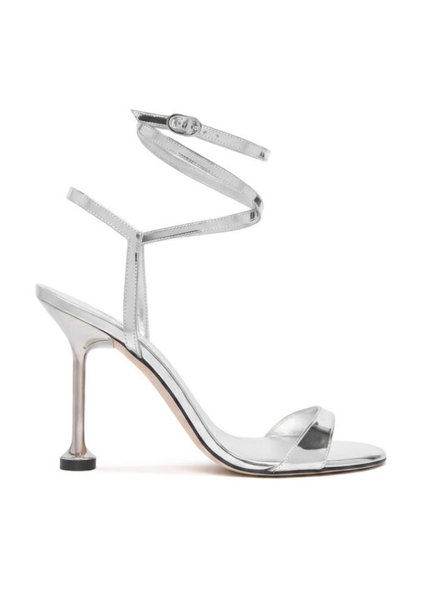 Stuart Weitzman Sandały Naudistini Wrap 100 SM911 Srebrny. Kolor: srebrny. Materiał: lakier, skóra