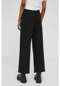 Answear Lab spodnie damskie kolor czarny gładkie. Kolor: czarny. Materiał: dzianina. Wzór: gładki #2