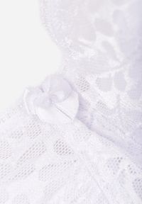 Renee - Biały Biustonosz Koronkowy z Usztywnieniem i Regulowanymi Ramiączkami Lurefia. Kolor: biały. Materiał: koronka. Wzór: koronka #6