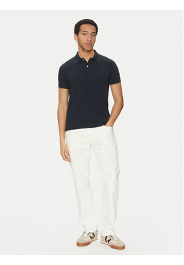 Geox Polo M5511B T3240 F1624 Granatowy Regular Fit. Typ kołnierza: polo. Kolor: niebieski. Materiał: bawełna