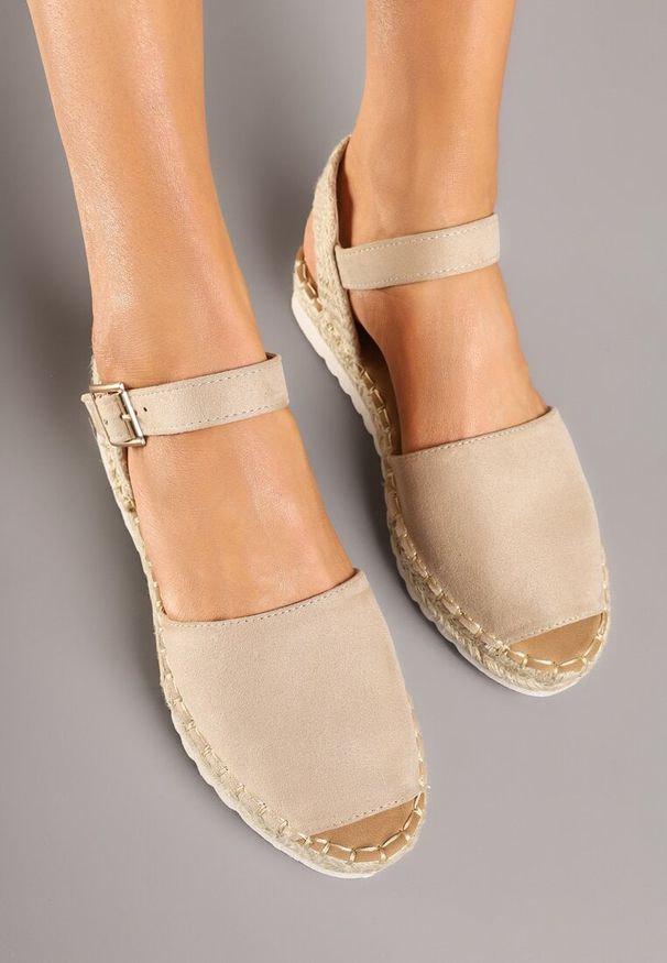 Born2be - Beżowe Sandały w Stylu Espadryli z Plecionym Paskiem Ofrossa. Okazja: na co dzień. Nosek buta: otwarty. Zapięcie: pasek. Kolor: beżowy. Obcas: na obcasie. Styl: boho, elegancki, casual. Wysokość obcasa: niski