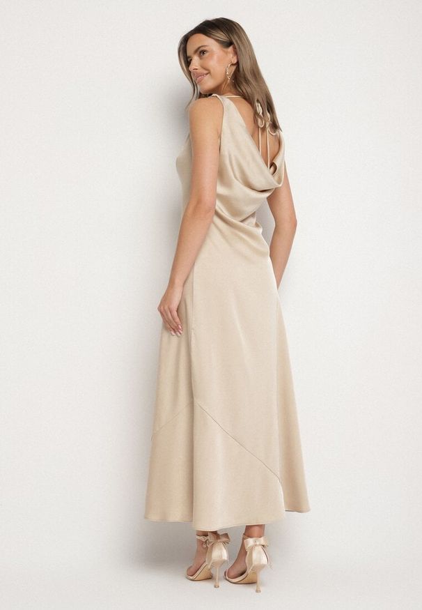 Born2be - Beżowa Sukienka Vices z Ozdobnym Tyłem i Wiązaniem Zimea. Okazja: na randkę, na ślub cywilny, na wesele, na imprezę. Kolor: beżowy. Styl: klasyczny