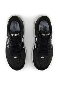 Buty damskie New Balance Fresh Foam 860 v15 W8604NE – czarne. Okazja: na co dzień. Kolor: czarny. Materiał: mesh. Szerokość cholewki: normalna. Wzór: geometria. Sport: bieganie, fitness #6