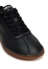 DKNY Sneakersy K1567385 Czarny. Kolor: czarny. Materiał: skóra