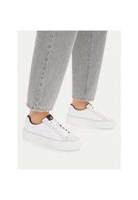 Sneakersy Calvin Klein. Kolor: biały #1