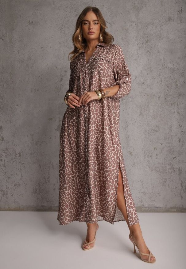 Renee - Beżowa Sukienka z Wiskozą o Koszulowym Kroju w Giraffe Print Braloria. Okazja: na randkę. Kolor: beżowy. Materiał: wiskoza. Wzór: nadruk. Typ sukienki: koszulowe. Styl: klasyczny