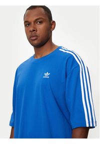 Adidas - adidas T-Shirt adicolor IZ2481 Niebieski Oversize. Kolor: niebieski. Materiał: bawełna #4