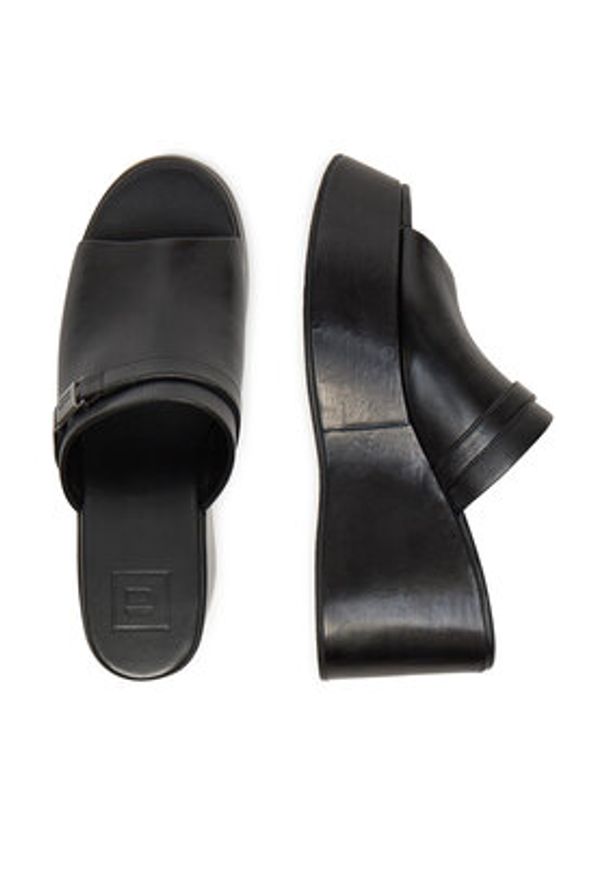 G-Star RAW - G-Star Raw Klapki GHADA-118924 Czarny. Kolor: czarny. Materiał: skóra