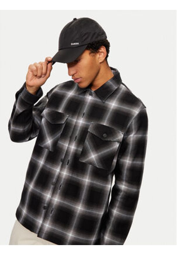 Guess Czapka z daszkiem AM9415 NYL01 Czarny. Kolor: czarny. Materiał: poliamid, materiał