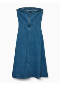 Vero Moda Sukienka jeansowa Ailey 10328202 Niebieski Regular Fit. Kolor: niebieski. Materiał: bawełna